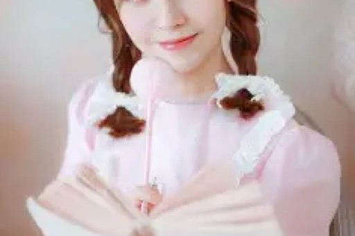 朱珠近期八卦大赏：被造谣塌房、婚姻烟火气拉满41岁依旧凭松弛感封神