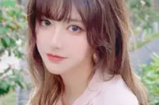 刘纯燕吃炸酱面被拍